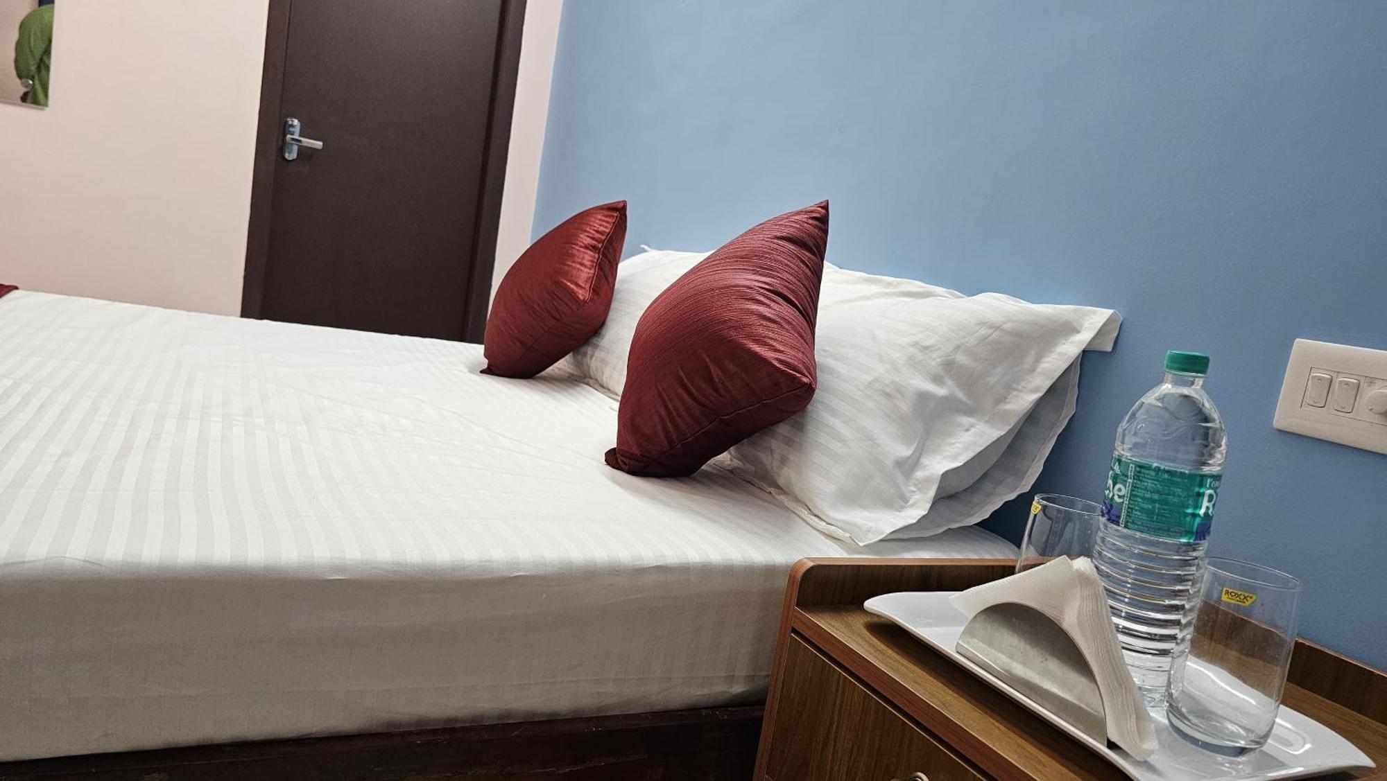 Pondy Pleasant Stay Pondicherry Exterior photo